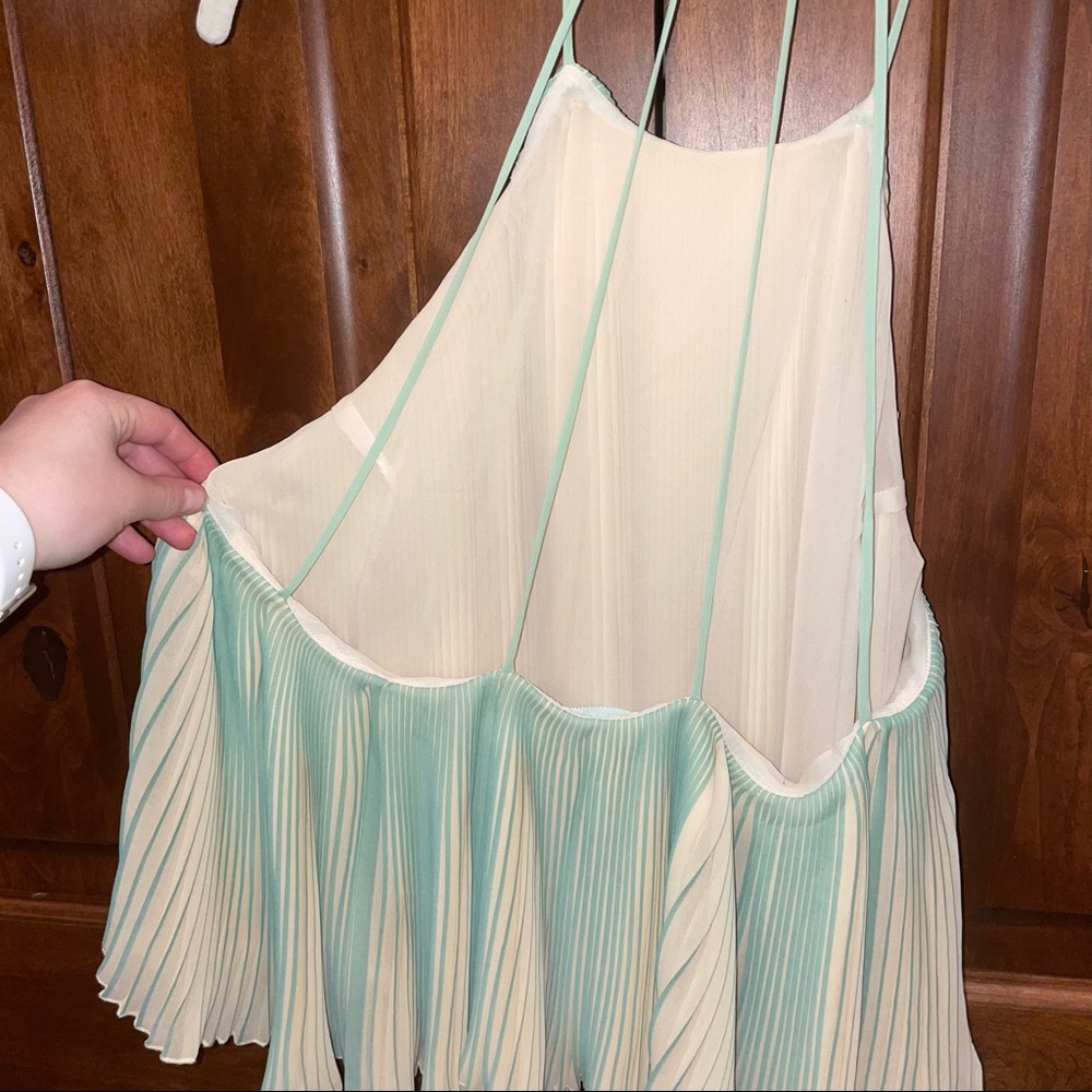 Urban Outfitters Kimchi Blue Amelia Pleated Cami in Mint & Cream - Picture 8 of 13